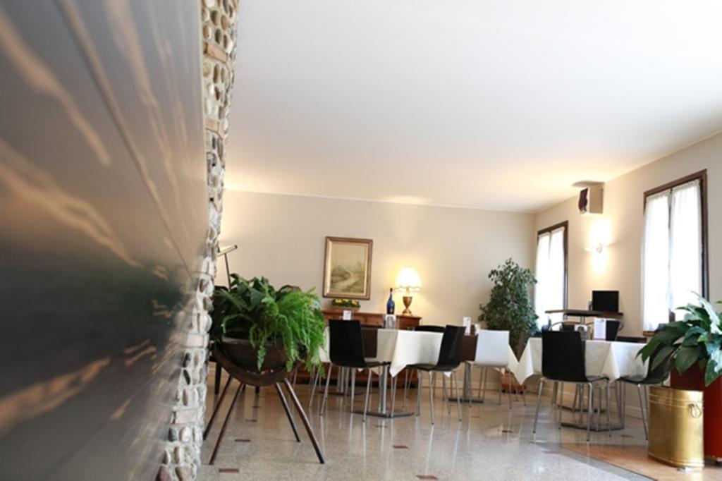Hotel Al Posta Casarsa della Delizia Екстериор снимка